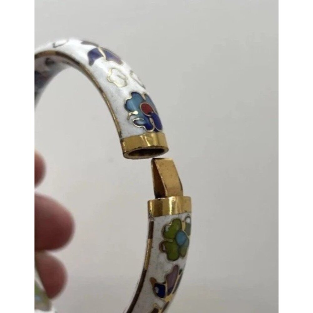 Vintage White Enamel Cloisonné Floral Blue Multi Color Hinged  Bangle Sz 7.5” - Picture 10 of 14